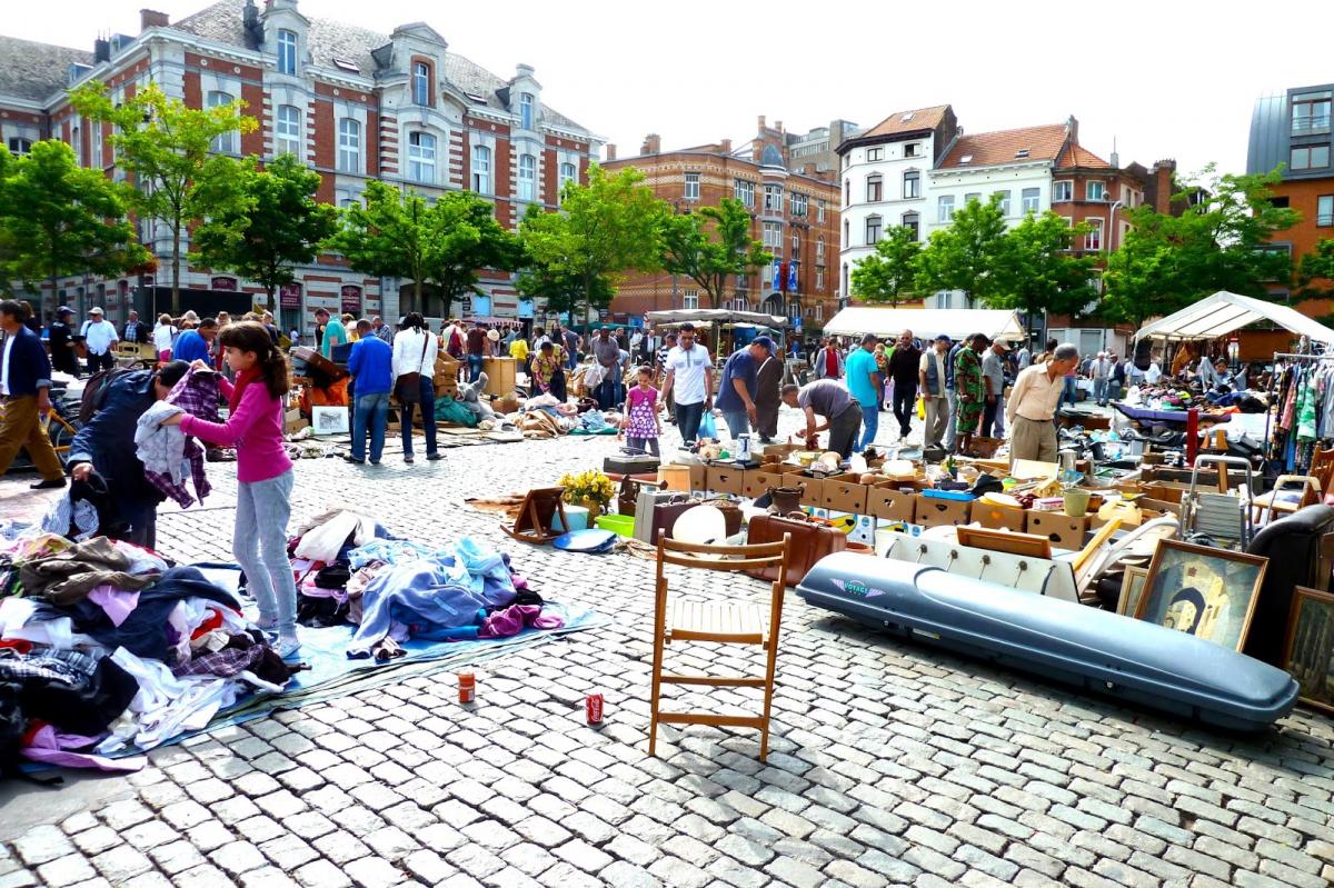 Visiter Bruxelles / Place-Du-Jeu-De-Balle